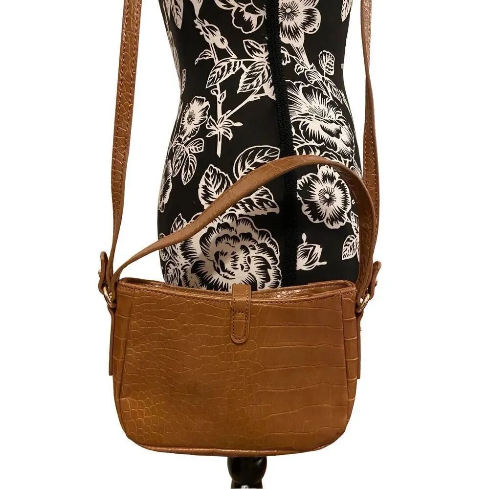 Brown Faux Leather Crossbody Shoulder Bag Purse Boho Bohemian Classic Business - Picture 4 of 13